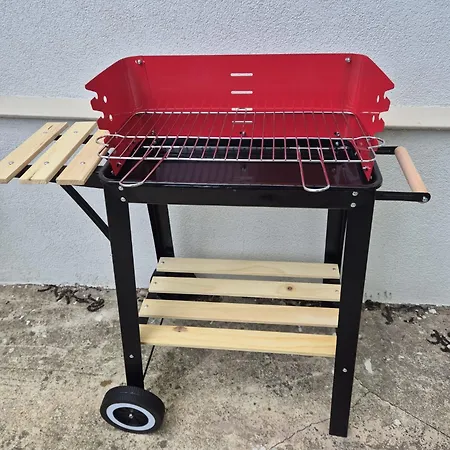 Lejlighed Cozy House With Free Parking *