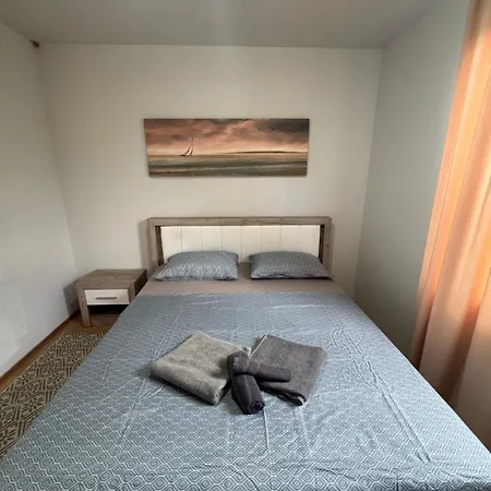 Cozy House With Free Parking Lejlighed Varna