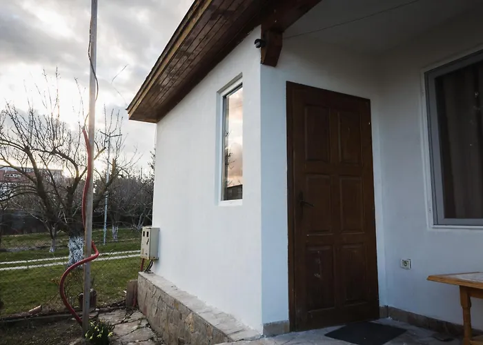 Lejlighed Cozy House With Free Parking *