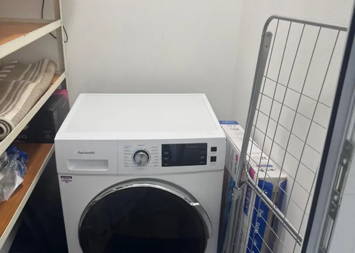 Lejlighed Cozy House With Free Parking *