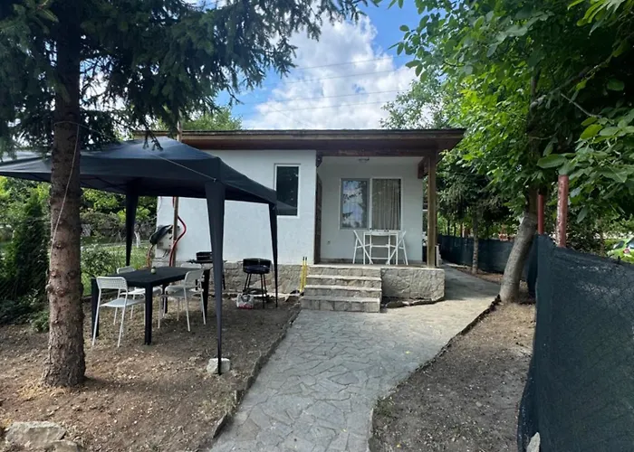 Cozy House With Free Parking * Varna