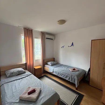 Cozy House With Free Parking * Варна