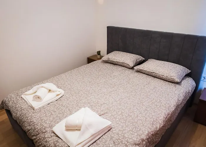 Cozy House With Free Parking * Варна