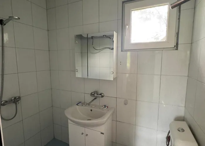 Cozy House With Free Parking Варна